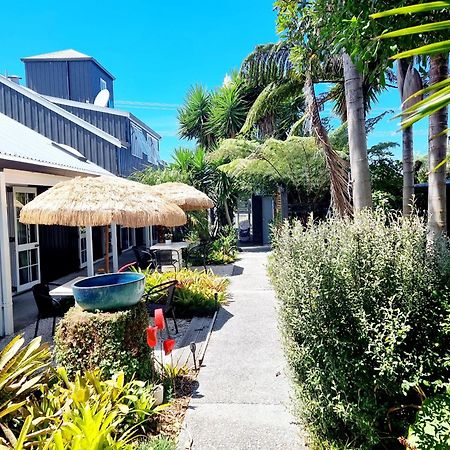 Southpacific Motel Уангамата Экстерьер фото