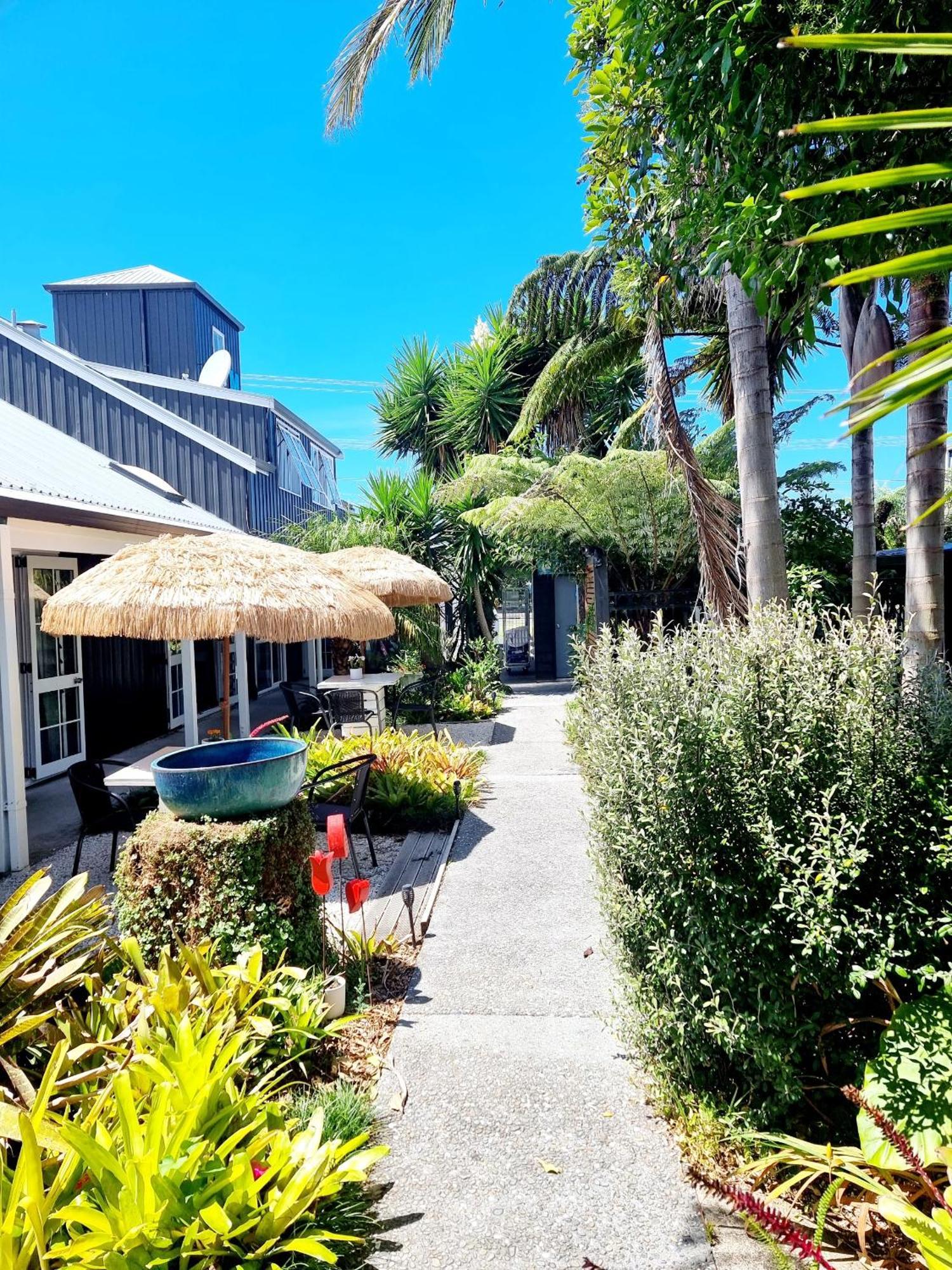 Southpacific Motel Уангамата Экстерьер фото