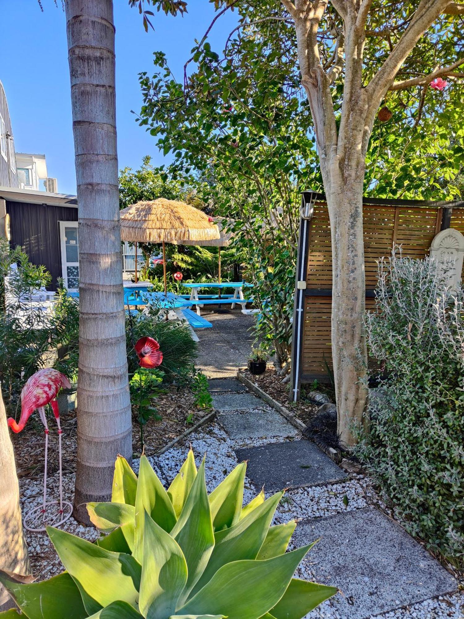 Southpacific Motel Уангамата Экстерьер фото